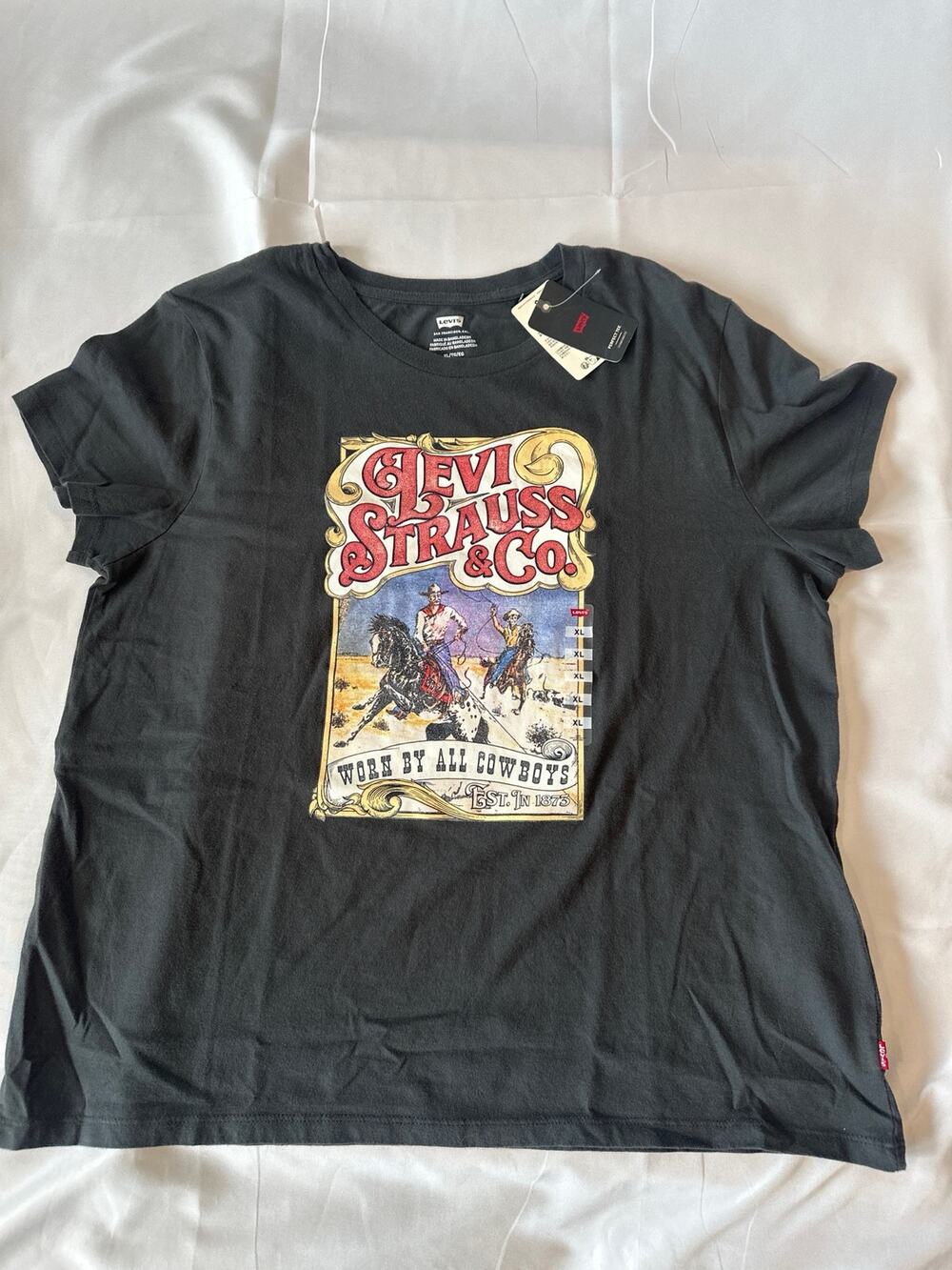 NWT Levi Strauss & Co Womens Graphic T-Shirt XL Black "Worn By All Cowboys" Tee